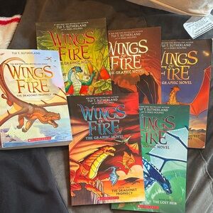 Scholastic Wings of Fire Graphic Novels Set - Vibrant Dragon Covers